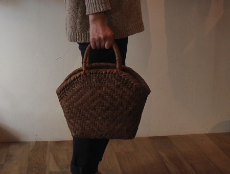 やまぶどうかごバッグ