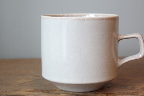 美濃焼のオフホワイトカットマグカップ