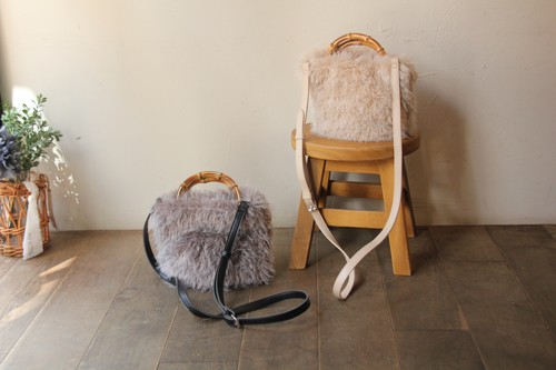 バンブーハンドル2wayフェイクファーショルダーかごバッグ