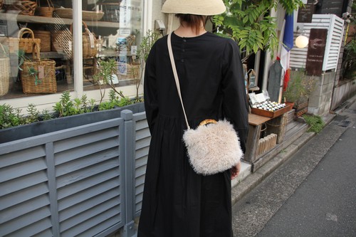 バンブーハンドル2wayフェイクファーショルダーかごバッグ
