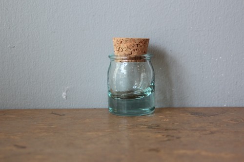 スペインガラスのミニコルクボトル
