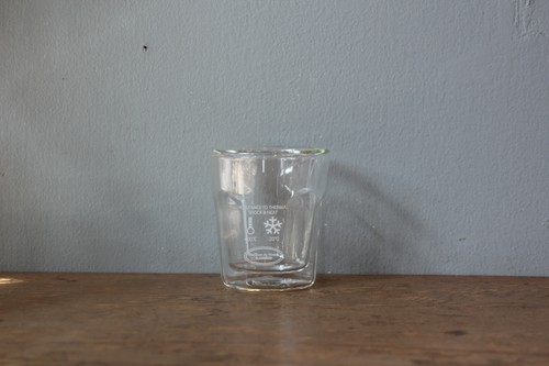 耐熱ガラスのダブルウォールタンブラー
