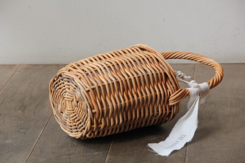 皮付き籐ワンハンドル巾着かごバッグ