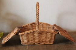 柳の山型ピクニックバスケット