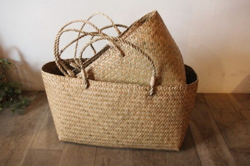カチュー水草で編んだ横長かごバッグ