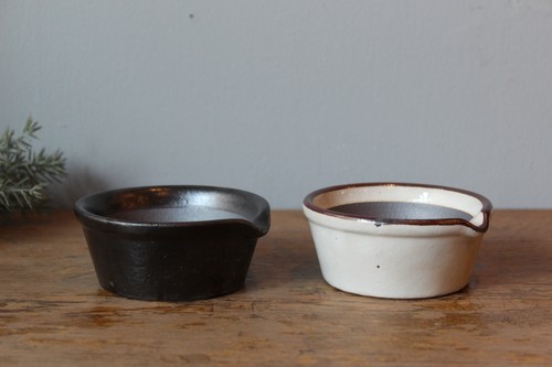 陶器の国産スパイスすり鉢
