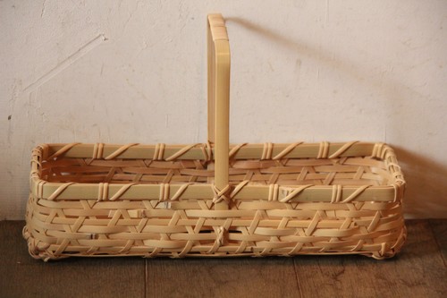 真竹のさし六つ目編み手付き横長かご