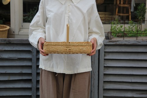 真竹のさし六つ目編み手付き横長かご