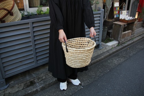 メイズラウンドランドリーバスケット