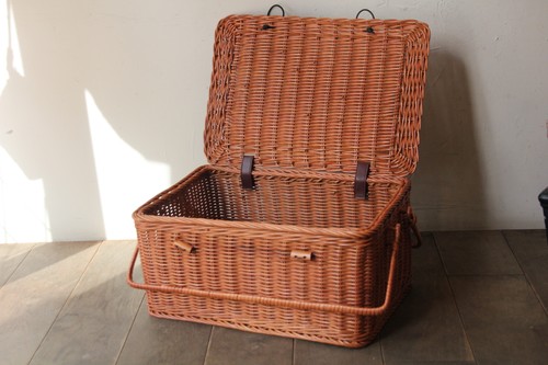 かご・バスケット・雑貨 - menui | 人気！！【ラタン蓋付きバスケット