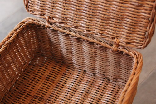 籐の収納整理かごラタンふた付きレクトボックスバスケット