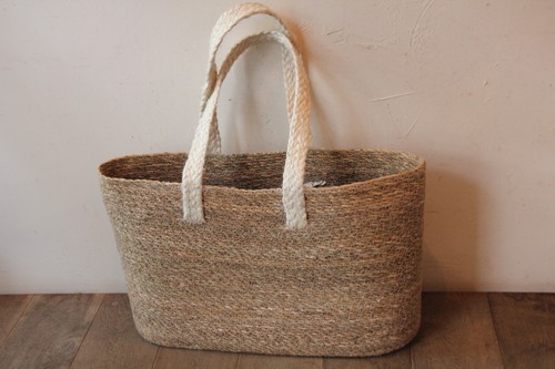 ジュートハンドルのシーグラスかごバッグ