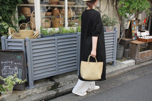 シーグラススクエアかごバッグ