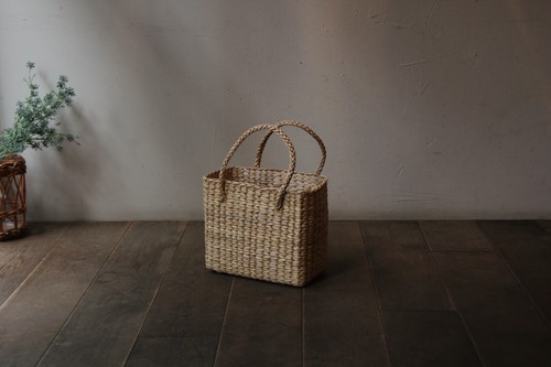 ウォーターヒヤシンスのスクエアかごバッグ