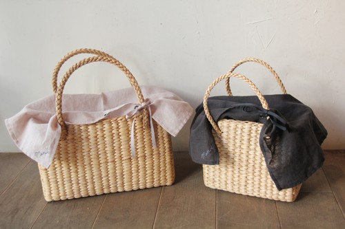 ウォーターヒヤシンスのスクエアかごバッグ