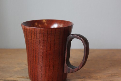 天然木のマグカップ