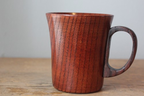 天然木のマグカップ