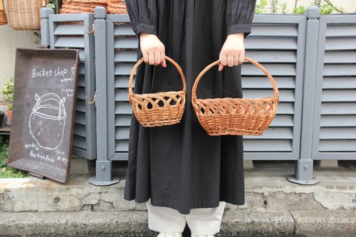 ポーランド製東欧のかご柳ワンハンドルフラワーラインバスケット