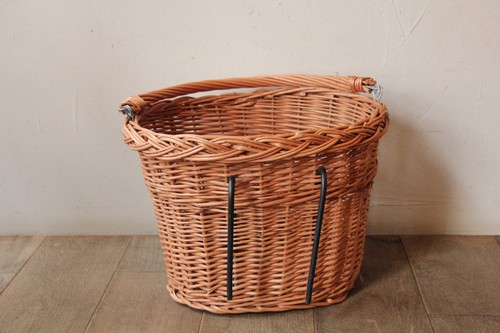 ポーランド製東欧のかご柳の自転車バスケット