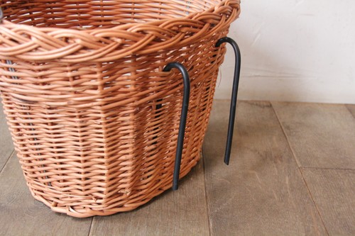 ポーランド製東欧のかご柳の自転車バスケット