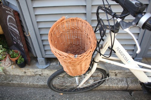 ポーランド製東欧のかご柳の自転車バスケット