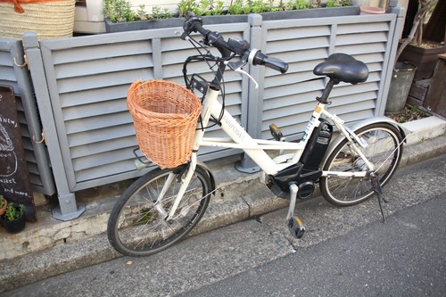 ポーランド製東欧のかご柳の自転車バスケット