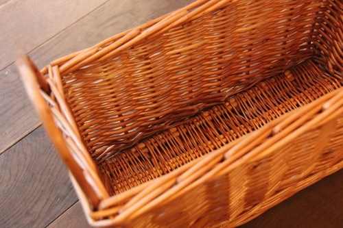 柳の両手付き収納かご