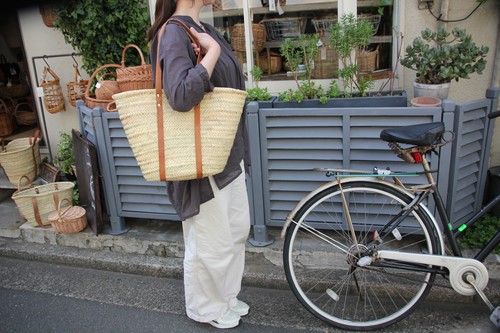 ヤシの平革ハンドルトートマルシェバッグ